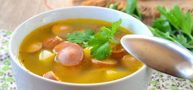 Soupe rapide aux saucisses